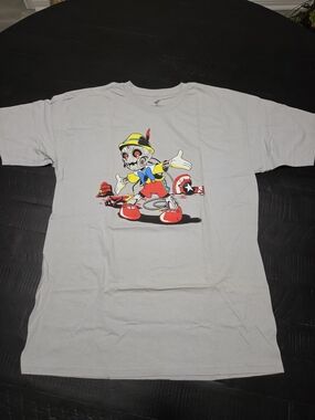Skull Pinocchio Graphic Short Sleeve Tee - Light Gray